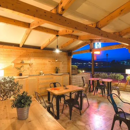 View Ξενοδοχείο με διαμερίσματα Αλυκών