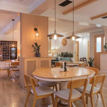 Ξενοδοχείο με διαμερίσματα View