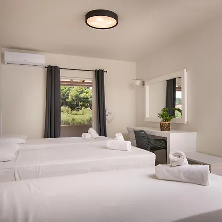 Ξενοδοχείο με διαμερίσματα View Αλυκών